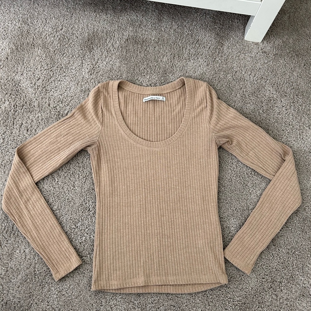 Abercrombie & Fitch Ribbed Beige Long Sleeve Top